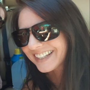 Meet your Posher, Laura